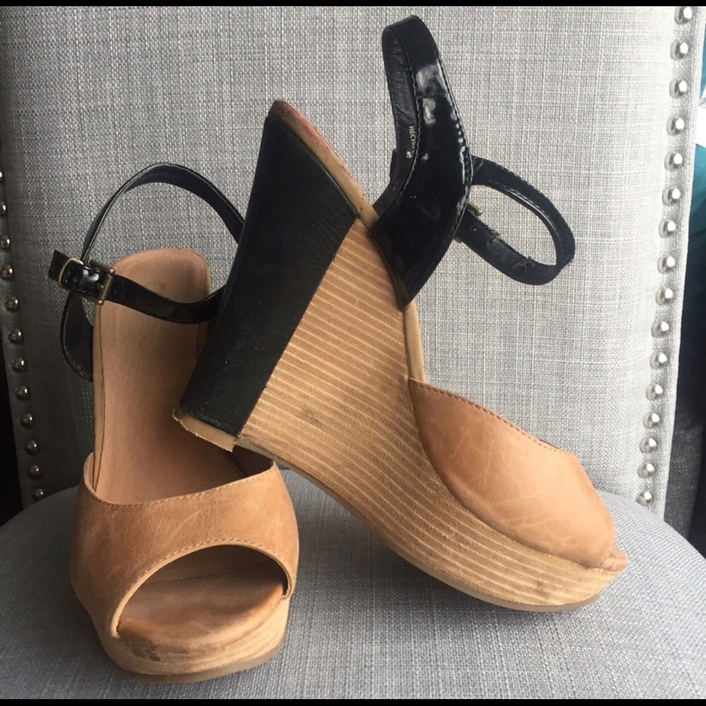 Aldo wedge sandals